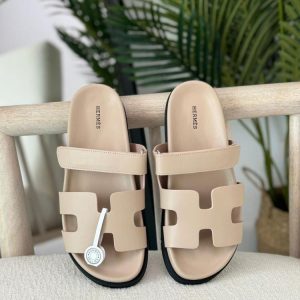 Hermes Shayber Men's Smooth Leather Sandal in Beige
